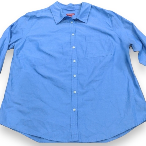 MERONA Women’s Light Blue Oxford Button Up Shirt - Layer Preppy Button Down Top - Picture 2 of 11